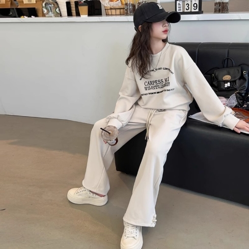 JESMARY - Thế Giới Quần Áo Trẻ Em Xuất Khẩu Dệt Nên Những Giấc Mơ Cổ Tích Cho Bé