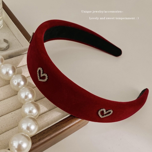 JESMARY - Unveiling the Top-Tier Craftsmanship Behind the Hottest Tet Headband Collection for Her