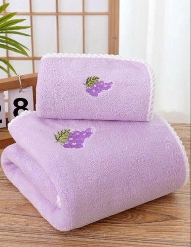 JESMARY -  Xưởng Sản Xuất Khăn Nail Microfiber Sợi Dài JESMARY: Giải Pháp Thấm Hút Cực Nhanh & Mềm Mại Cho Tiệm Nail Hiện Đại