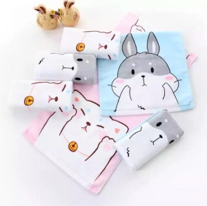 JESMARY -  Xưởng Sản Xuất Khăn Nail Microfiber Tổ Mật Ong JESMARY: Giải Pháp Khăn Lau Đa Năng Cấu Trúc 3D Cho Tiệm Nail Cao Cấp