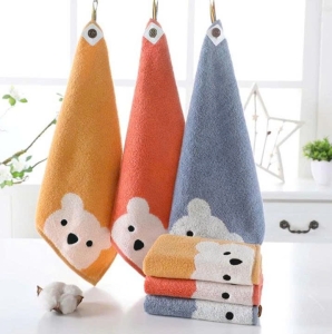 JESMARY -  Xưởng Sản Xuất Khăn Nail Microfiber In Thêu Logo JESMARY: Giải Pháp Vệ Sinh Nhanh Chóng Cho Dịch Vụ Nail Art Hiện Đại