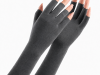 JESMARY -  Xưởng Sản Xuất Găng Tay Nail Chống Trơn Trượt Microfiber (Anti-Slip Grip Gloves) JESMARY: Giải Pháp Cầm Nắm Vững Chắc & Thao Tác Chuẩn Xá